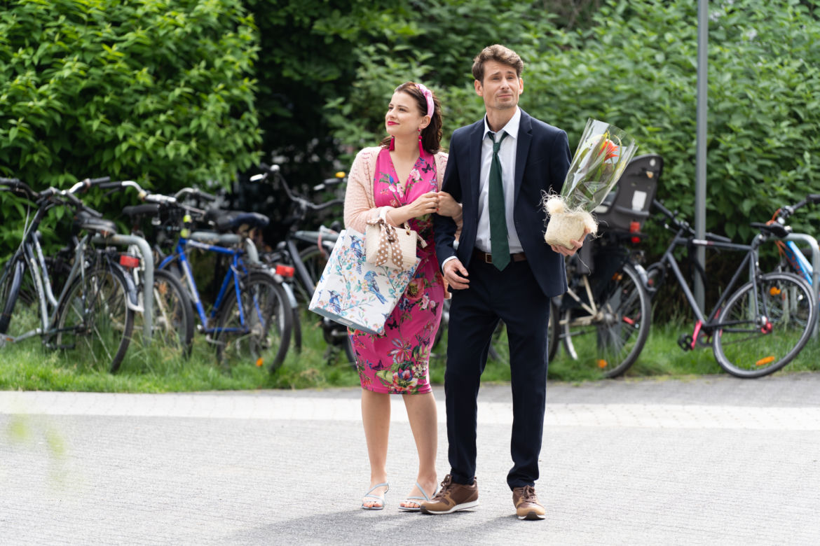 Na dobre i na złe, odc. 823: Halinka (Joanna Jarmołowicz), Homolka (Matej Matejka)