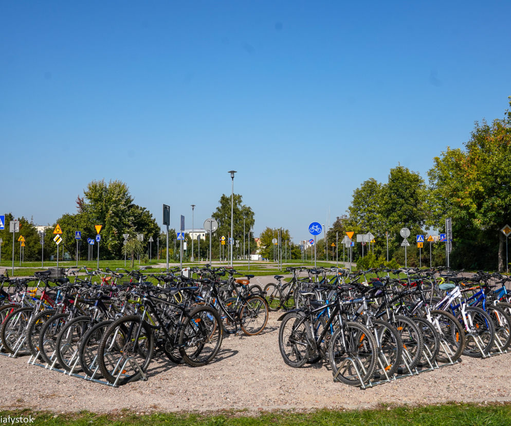 Uczniowie SP 43 w Białymstoku ZA DARMO otrzymali 60 rowerów