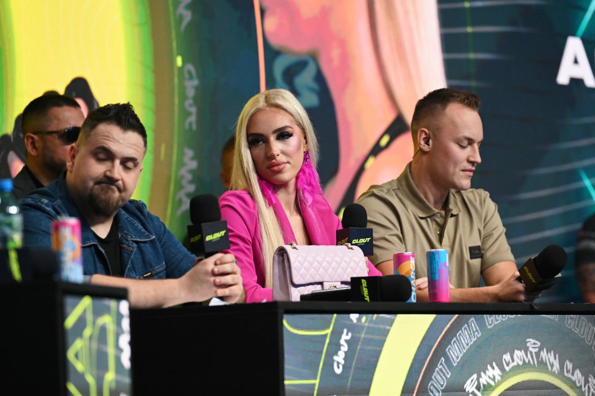 Caroline Derpieński na Clout MMA. Starła się z Laluną