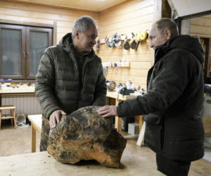 Putin uciekł na Syberię czołgiem!
