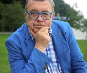 GRZEGORZ MIECUGOW