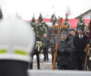 Tłumy na pogrzebie Eweliny, która zginęła jadąc na akcję ze strażakami