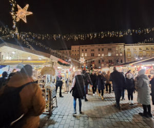 Jarmark Bożonarodzeniowy na Rynku Głównym w Krakowie 2025. Oferta wystawców