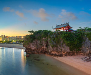 sztuczna inteligencja wybrała 5 najlepszych miejsc na wakacje 2026 - Okinawa