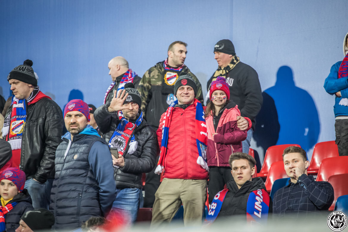 Kibice Rakowa Częstochowa na meczu z Cracovią