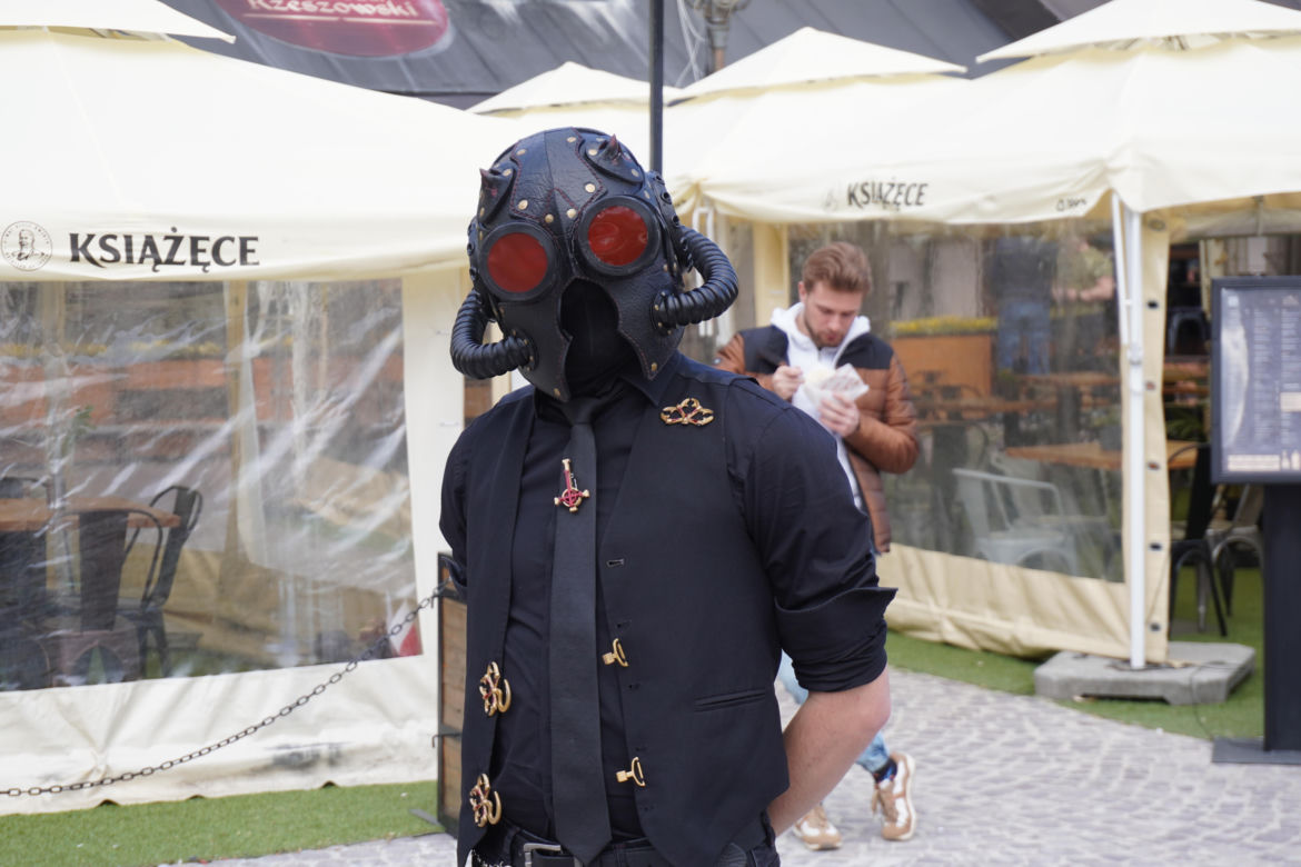 Rzeszowskie Juwenalia rozpoczęte. Barwny korowód przeszedł przez miasto 