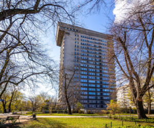 Blok Młotek na Smolnej 8 w Warszawie