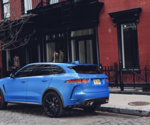 Jaguar F-Pace SVR