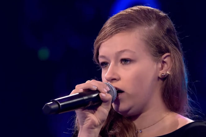 Zuzia Jabłońska - ciężka choroba znika, gdy dziewczynka śpiewa!