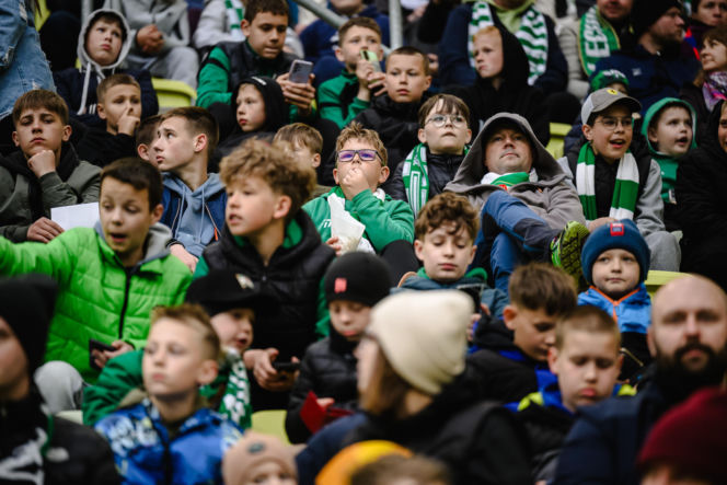 Lechia Gdańsk - Raków Częstochowa; Zdjęcia kibiców z meczu 30. kolejki PKO BP Ekstraklasy