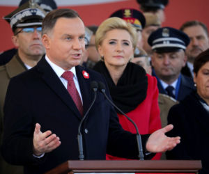 Agata Kornhauser-Duda na obchodach Święta Niepodległości