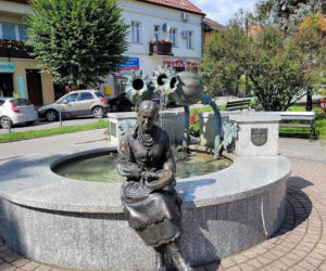 To jedno z najpiękniejszych miast w Małopolsce. Kiedyś było wsią, która należała do króla