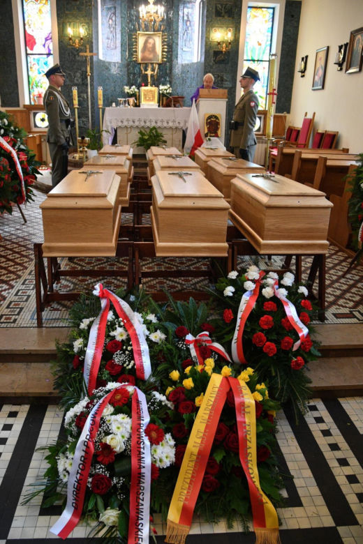 Uroczystości pogrzebowe powstańców warszawskich oraz cywilnych ofiar Powstania Warszawskiego