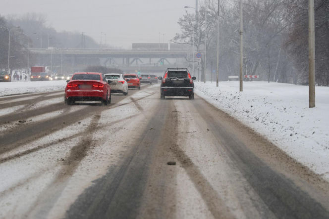 Gołoledź paraliżuje Polskę!