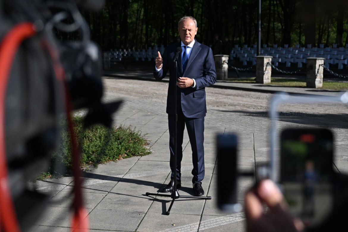 Donald Tusk stanowczo: "Musimy stać za polskimi żołnierzami"