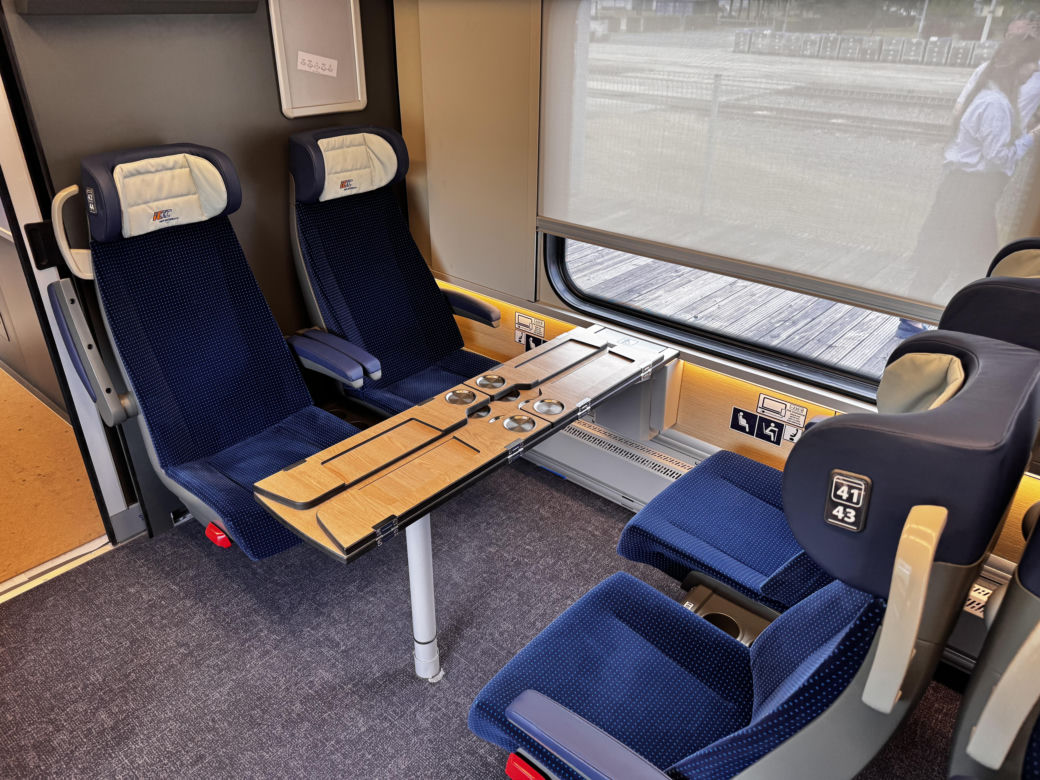 Tak wygląda nowy pociąg PKP Intercity. Zajrzeliśmy do środka!