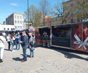Tłumy na V Festiwalu Smaków Food Tracków w Lesznie