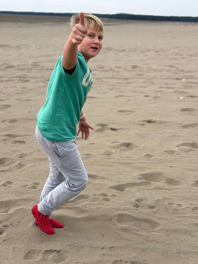 8-letni Dawid przestał oddychać w nocy. Na karetkę czekali 24 minuty