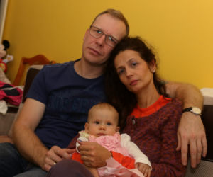 Jedenastomiesięczna Ola z chorobą SMA 