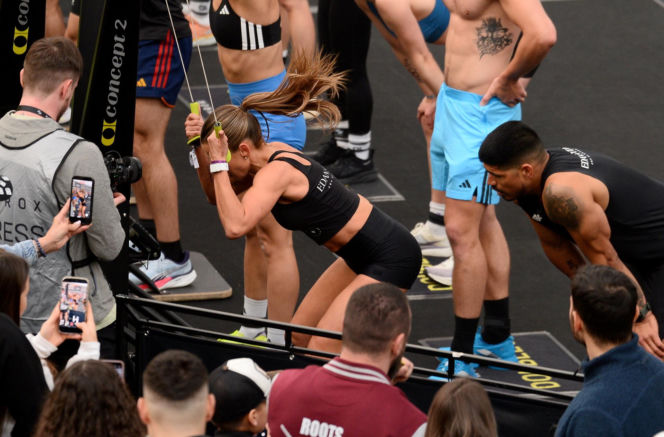 Anna Lewandowska z przystojnym Latynosem na zawodach Hyrox