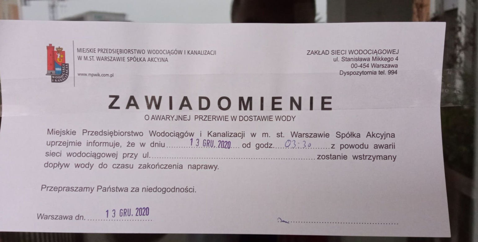 Awaria wodociągowa w Warszawie. Mieszkańcy bez wody