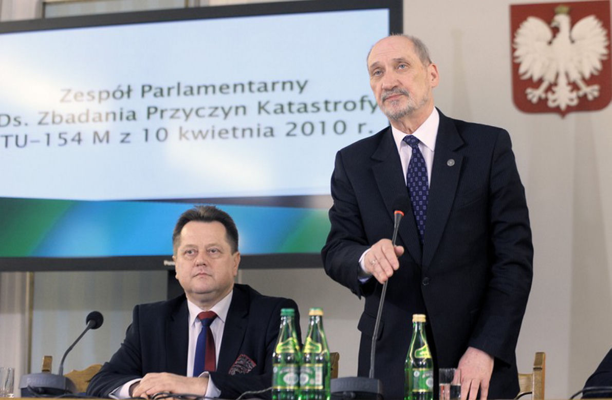 SERIA WYBUCHÓW NA POKŁADZIE TUPOLEWA