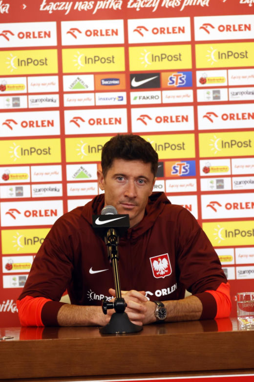 Zegarki Lewandowskiego i Probierza