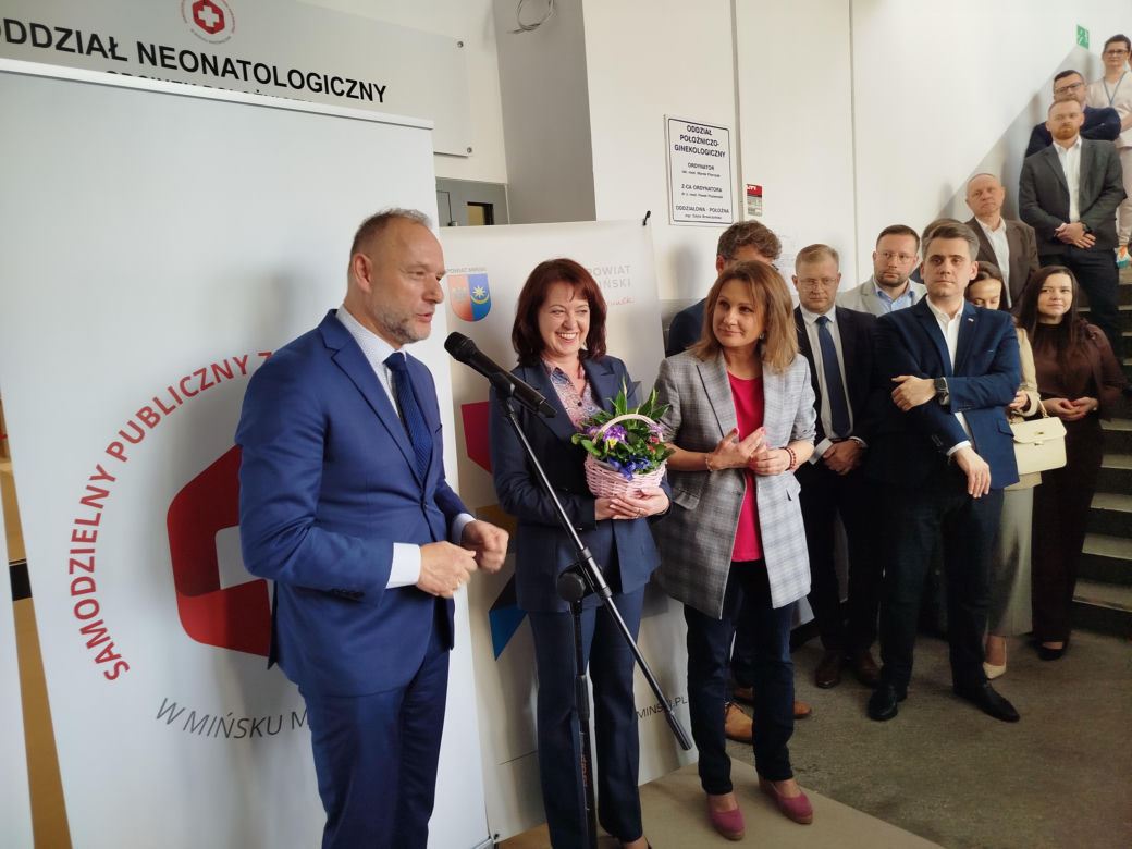 Odnowiony oddział noworodkowy wraz z częścią położniczą w mińskim szpitalu zapewni ciężarnym, rodzącym i maluchom nowoczesne warunki