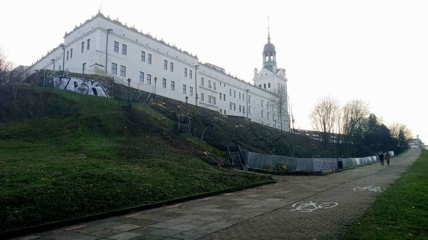 Trwa udrażnianie tuneli pod Zamkiem Książąt Pomorskich w Szczecinie