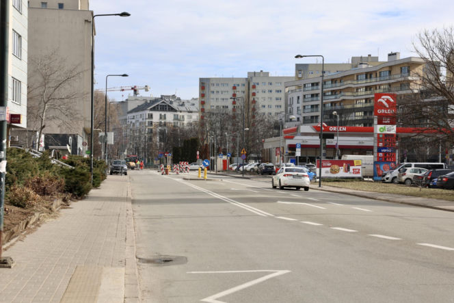 Ulica Leszno w Warszawie, choć zmieniała nazwy, dla pokolenia wojennego pozostała symbolem tragicznych wydarzeń