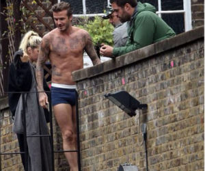 David Beckham biega w majtkach w reklamie H&M