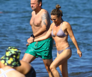 Edyta Herbuś na plaży