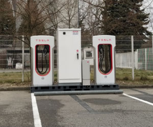 Tesla Supercharger - ładowarki aut elektrycznych stanęły Radomiu