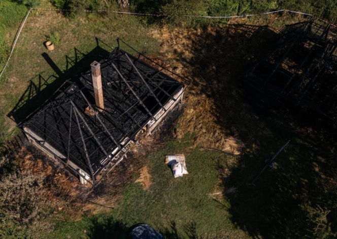 Krzyż przetrwał inferno. Zadziałała opatrzność?