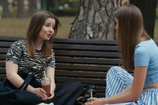 Barwy szczęścia, odcinek 3300. Ewa (Gabriela Ziembicka), Ewelina (Amelia Listwoń)