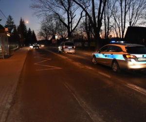 Tarnów: ŚMIERĆ na drodze. Kierowca nie zdążył wyhamować i wpadł w pieszego 