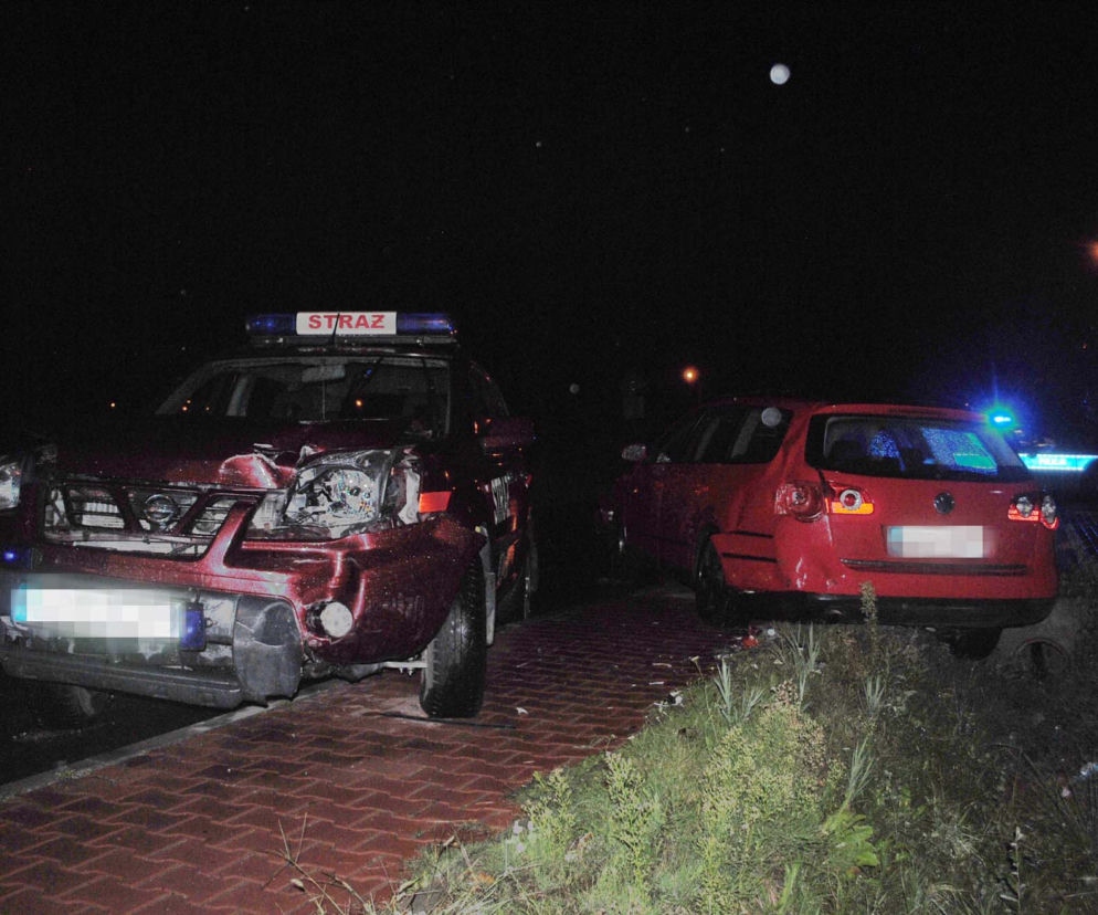 Komendant straży pożarnej taranował samochody