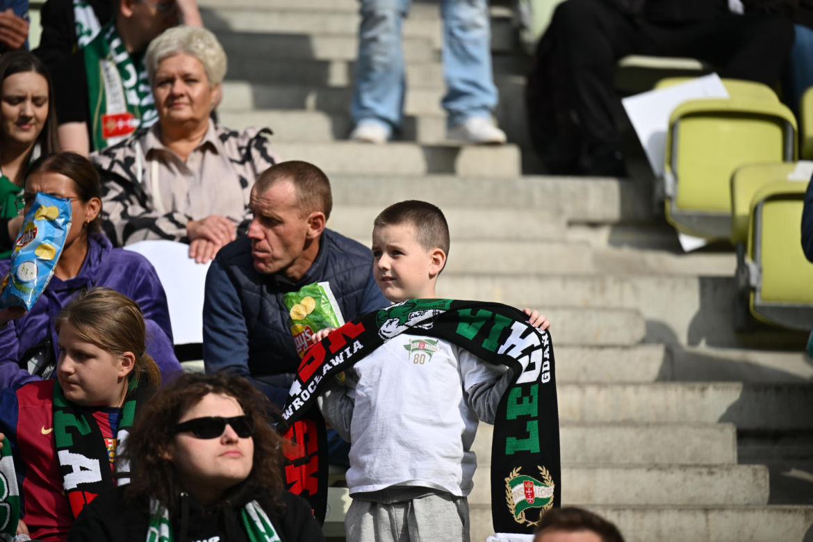 Lechia Gdańsk - Legia Warszawa: Zdjęcia kibiców z meczu 33. kolejki PKO BP Ekstraklasy