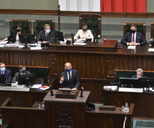 Reasumpcja głosowania w Sejmie Wojna o TVN trwa