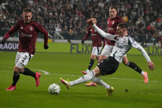 Karol Nawrocki na meczu Legia Warszawa - Sparta Praga