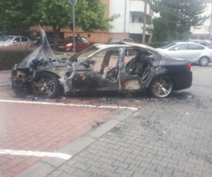 Na krakowskim Kurdwanowie spłonęło BMW