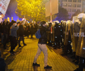 Strajk kobiet w Katowicach. Policja użyła gazu. Są zatrzymania [ZDJĘCIA]