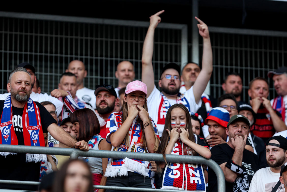 Zobaczcie zdjęcia kibiców z meczu Górnik - Fenerbahce i krótkie podsumowanie środowego spotkania na se.pl
