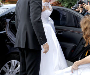 Kuba Wesołowski i Agnieszka Szczurek pojechali do ślubu Mercedesem Klasy S