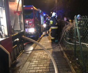 Pożar w drewnianym budynku! Zapaliła się kotłownia