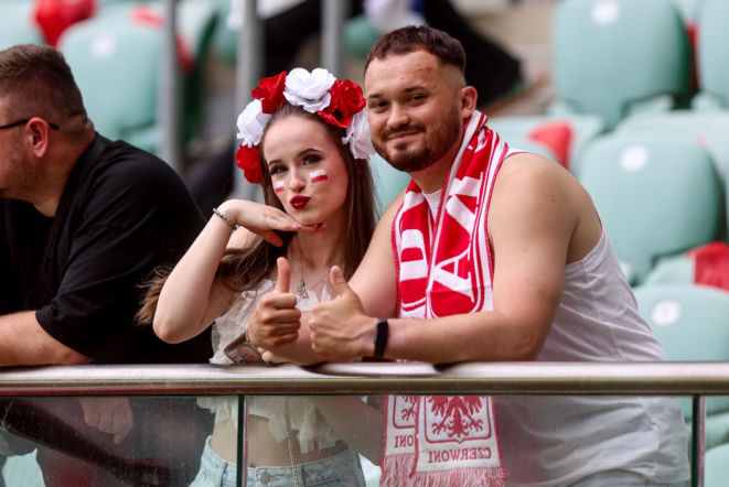 Byliście na meczu Polska - Ukraina? Mamy gigantyczną galerię zdjęć kibiców! Znajdźcie się na ZDJĘCIACH