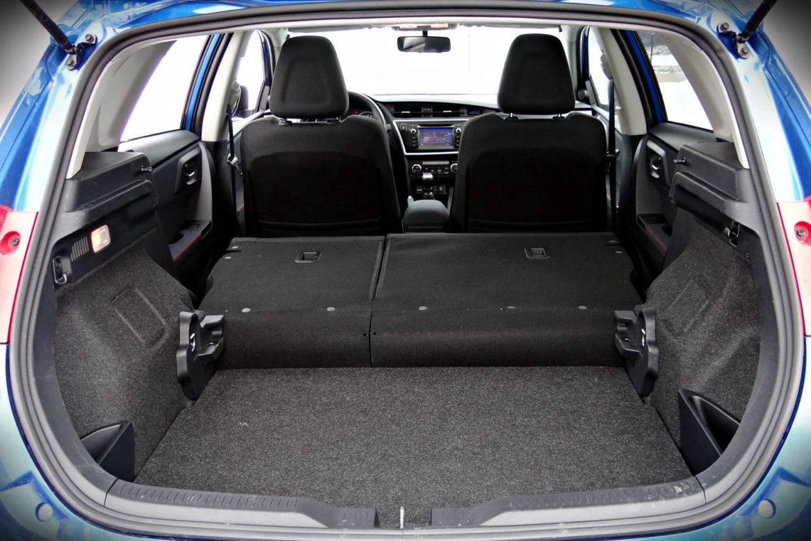 Toyota Auris II