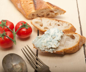 Mieszam te dwa sery i w minutę mam znakomitą pastę. Podaję ją z pieczywem i nie tylko 