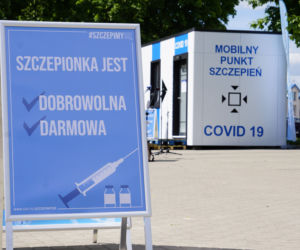 Tak wygląda mobilny punkt szczepień w Suwałkach [ZDJĘCIA]