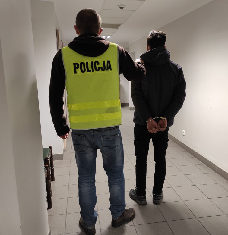 Trzech Afgańczyków nielegalnie dotarło do Polski. Przejechali setki kilometrów między lodówkami!